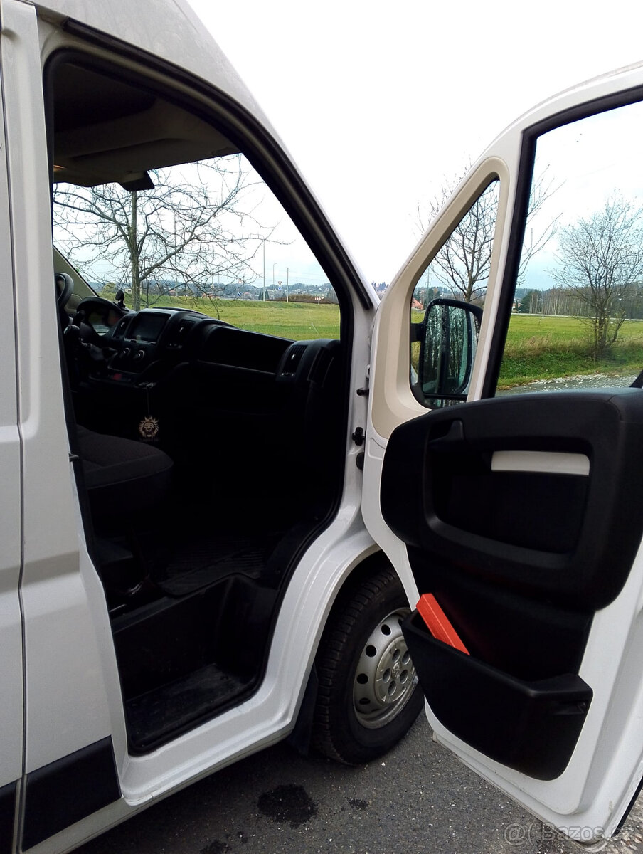 Peugeot Boxer 2,2HDI_32 tis.km, odpočet DPH, 1.majitel - 11