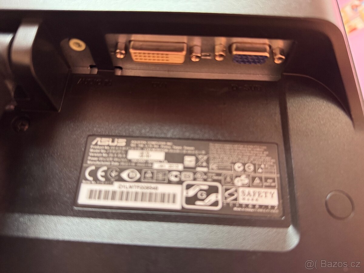 LCD monitor ASUS – perfektní stav, včetně kabelů - 11