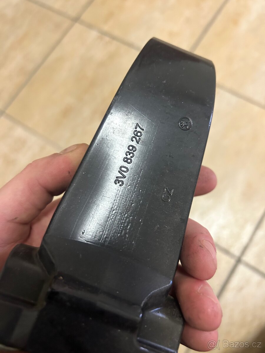 Superb III náhradní díly dveří - 11