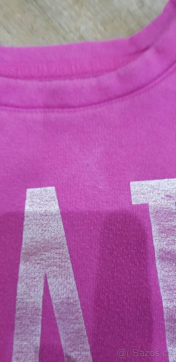 Mikiny, trička a trička s dlouhým rukávem - 11