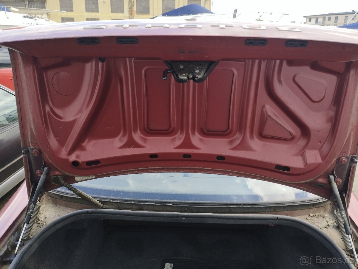 Chrysler Stratus 2,5 LX 1997 - 11