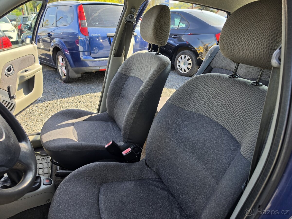 Renault Thalia
1.4 i - 11