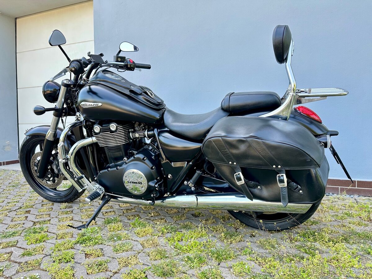 Triumph Thunderbird storm - 11