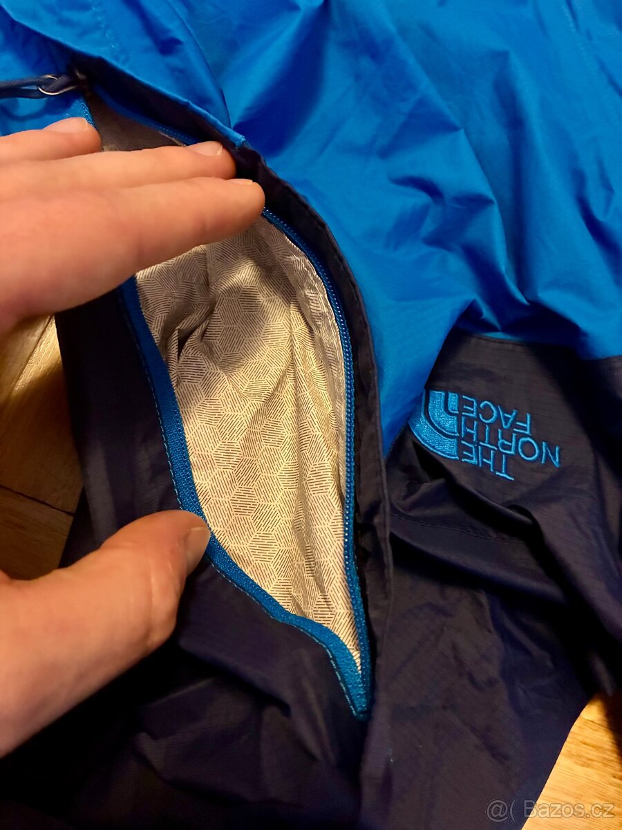 The North Face "Blue Ridge" HyVent 2.5L Tech-Shell - 11