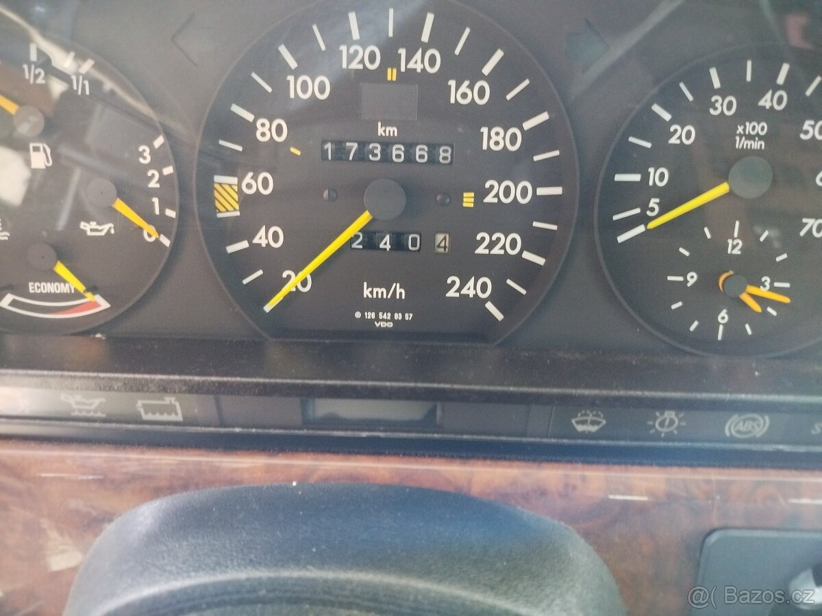 Mercedes W126 500SE - 11