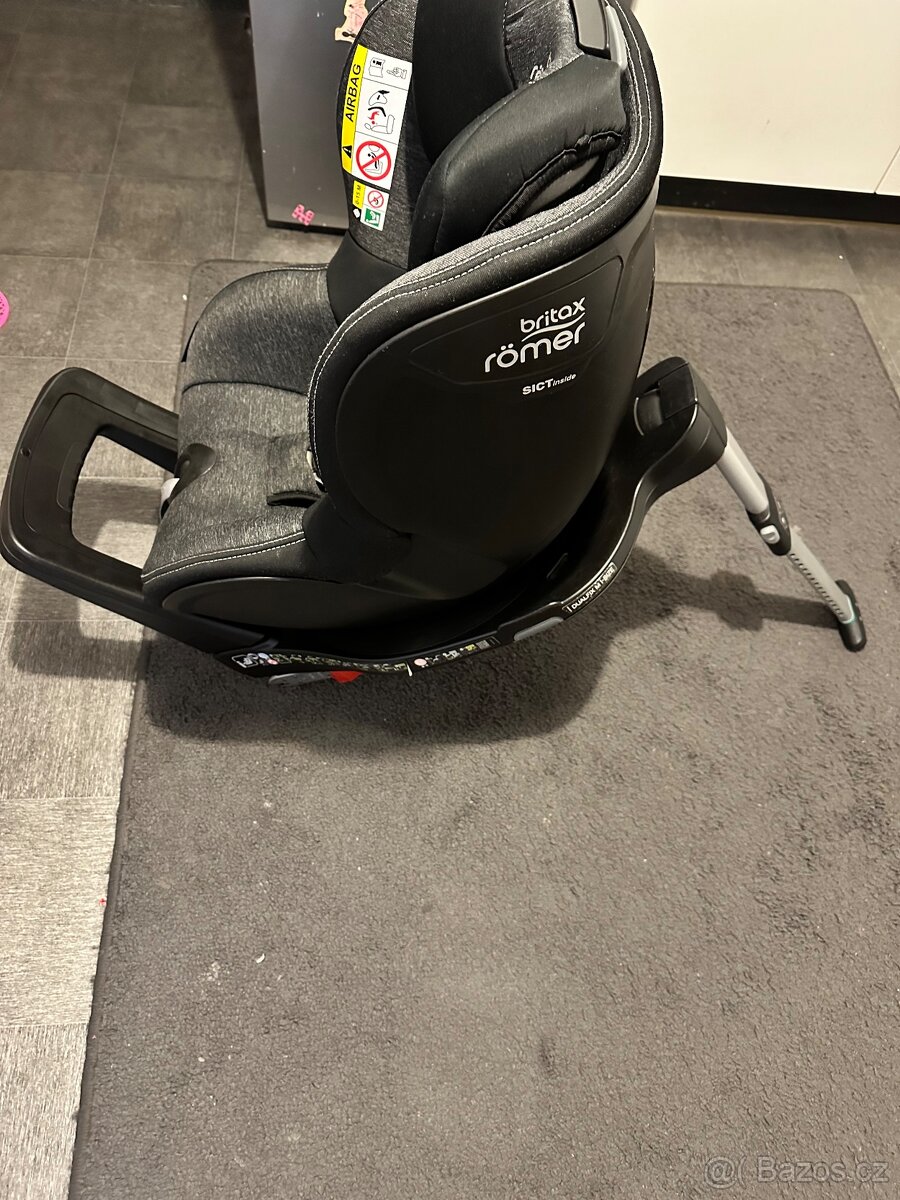 Autosedačka Romer dualfix otočná - 11