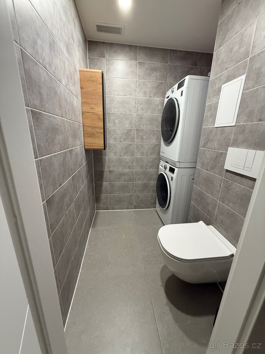 PRODEJ BYTU 3+KK - 11
