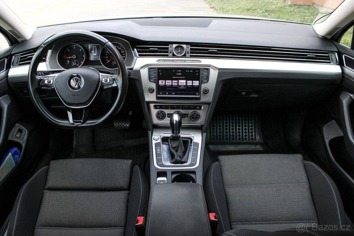 Volkswagen Passat Variant 2.0 TDI Highline DSG - 11