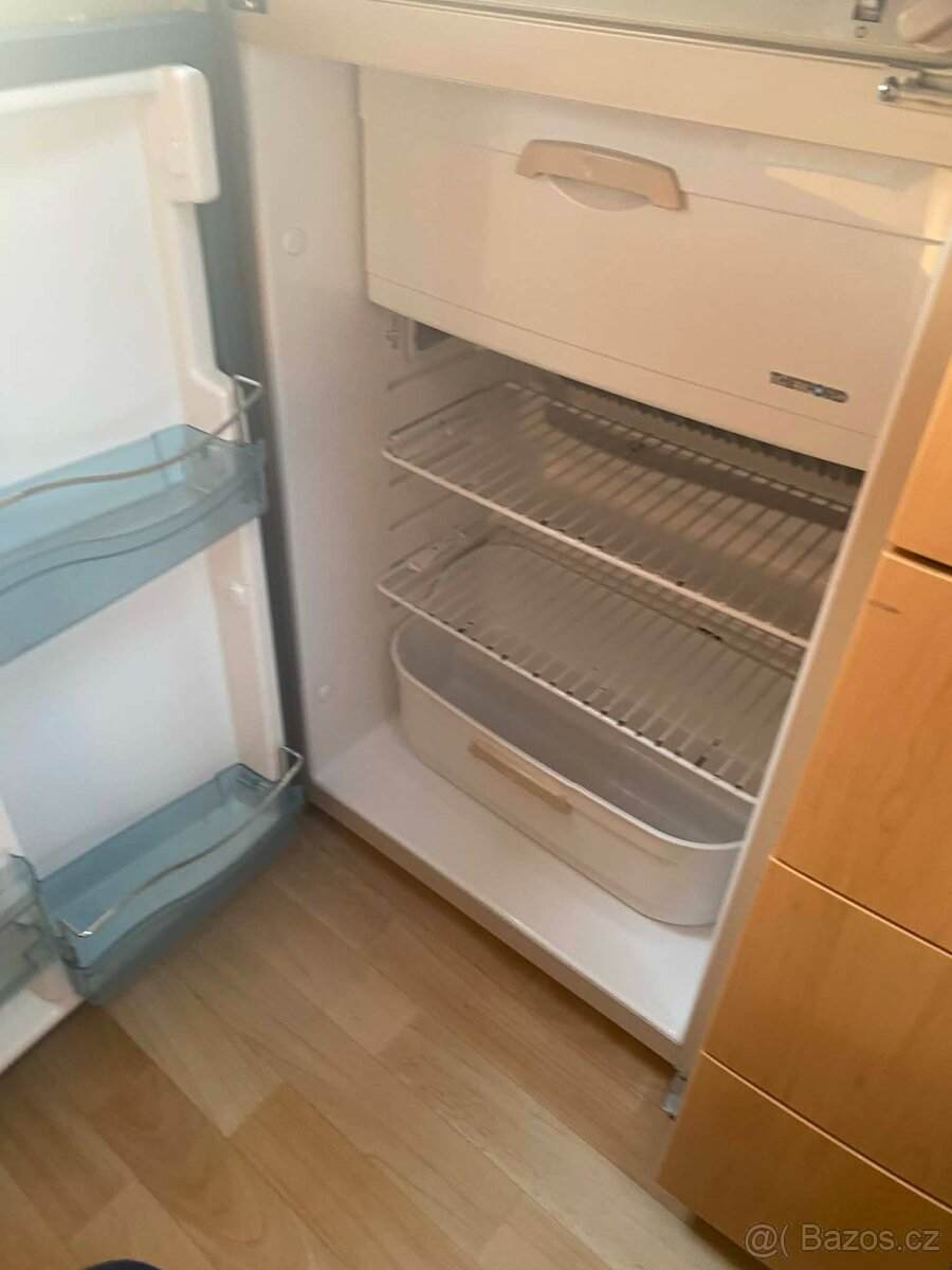 Hobby De Luxe 450 / 100 km/h/ KLIMATIZACE - 11