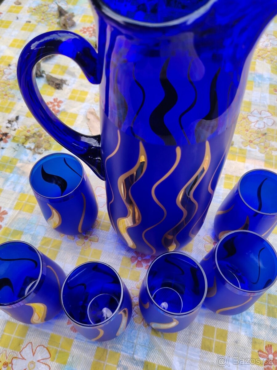 Modrý skleněný džbán a 6 skleniček - 11