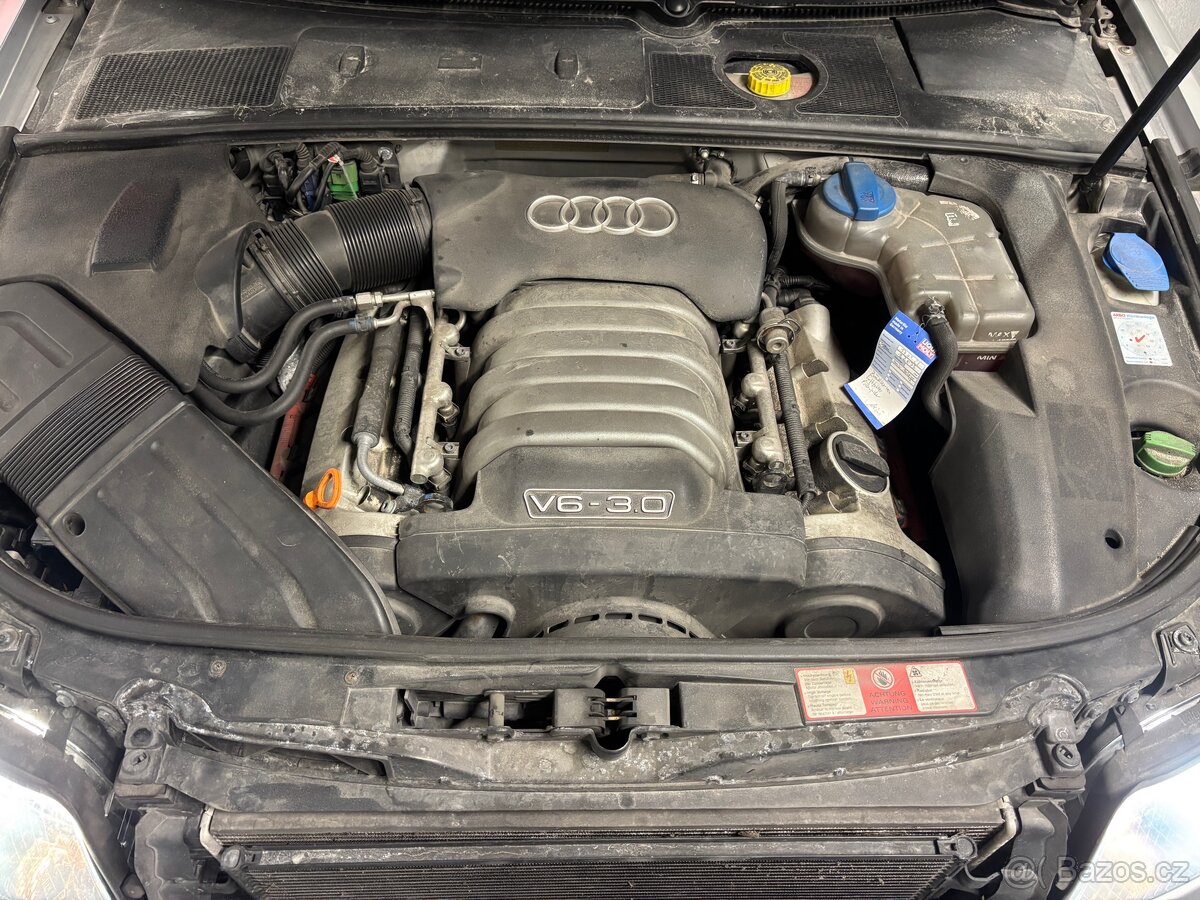 Audi A4 3.0 V6 quattro Automat - 11
