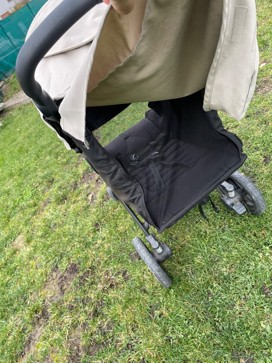 Britax e-Motion - 11