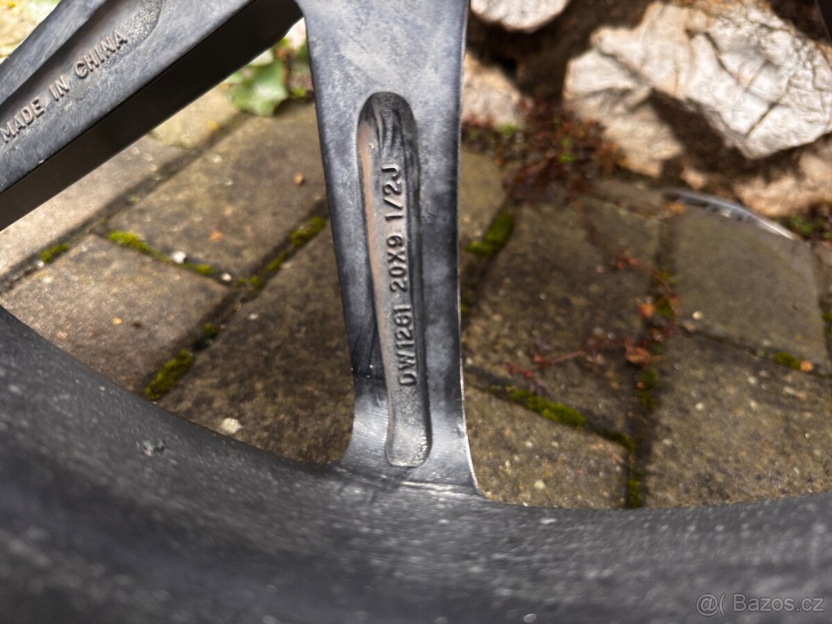 KMC 20´ ET45; 5x114,3; 20x9 - 11