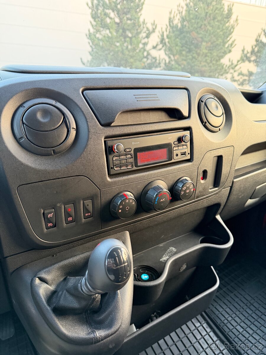 Renault Master 12 pal. 2.3 - 11