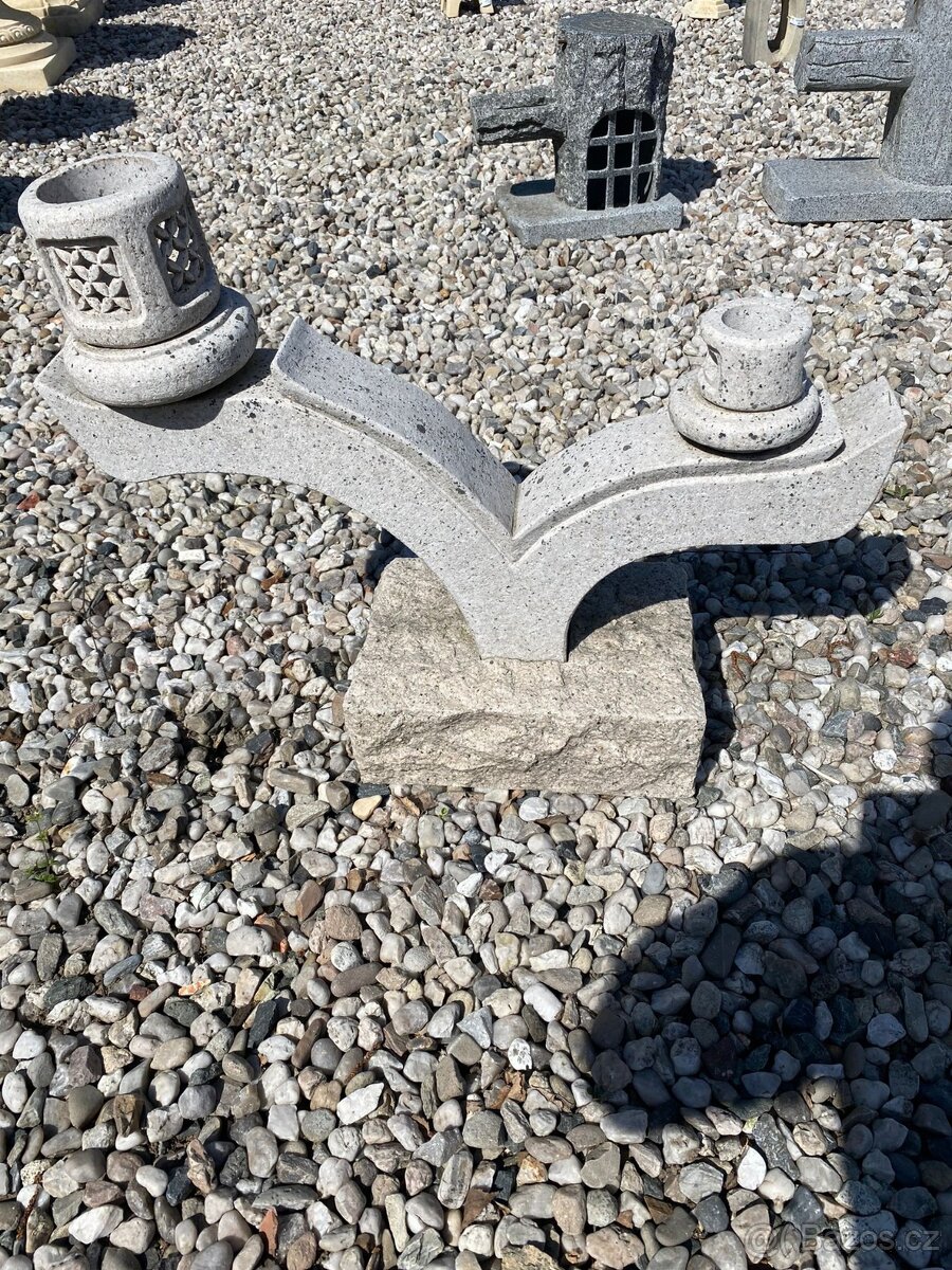 Kamenná zahradní dekorace a fontány - 11