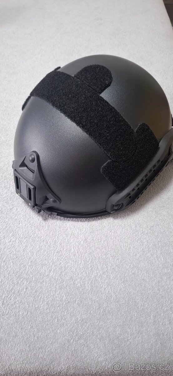 Kompletní výbava na airsoft - 11