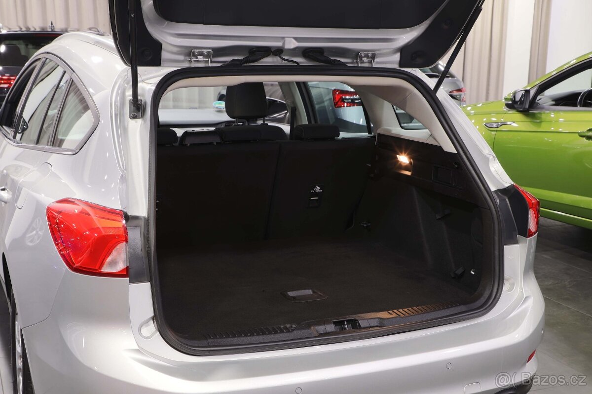 Ford Focus Turnier Cool&Connect 1.5 88kW - záruka Autodraft - 11