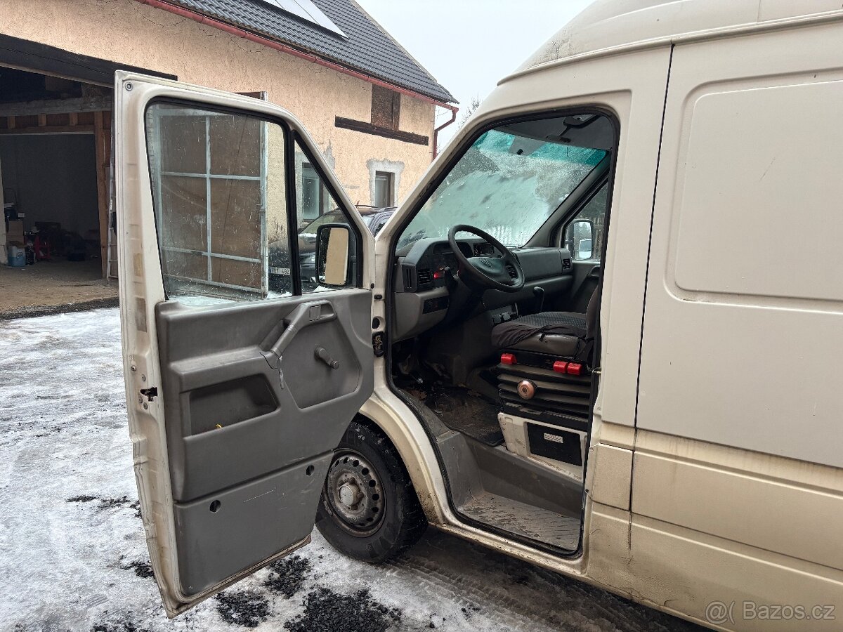 LT35 2.5tdi 80kw - 11