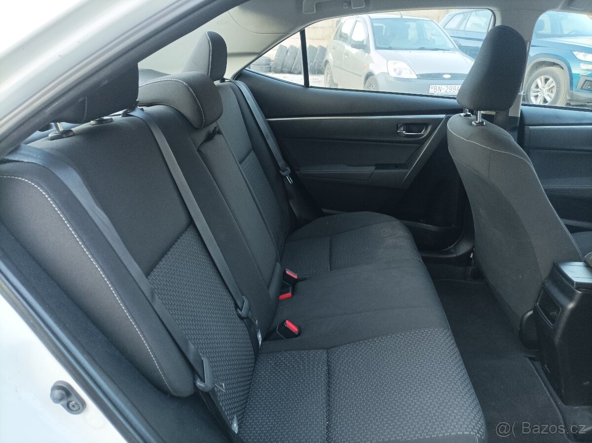 Toyota Corolla 1.6 benzín 1 majiteľ - 11