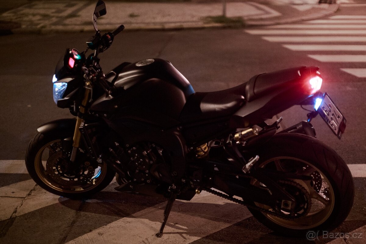 Yamaha FZ8N - 11