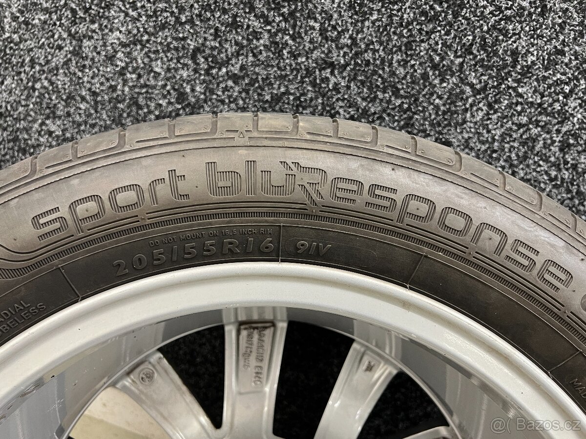 Prodám letní sadu ALU kol OCTAVIA III 205 55 R16 - 11