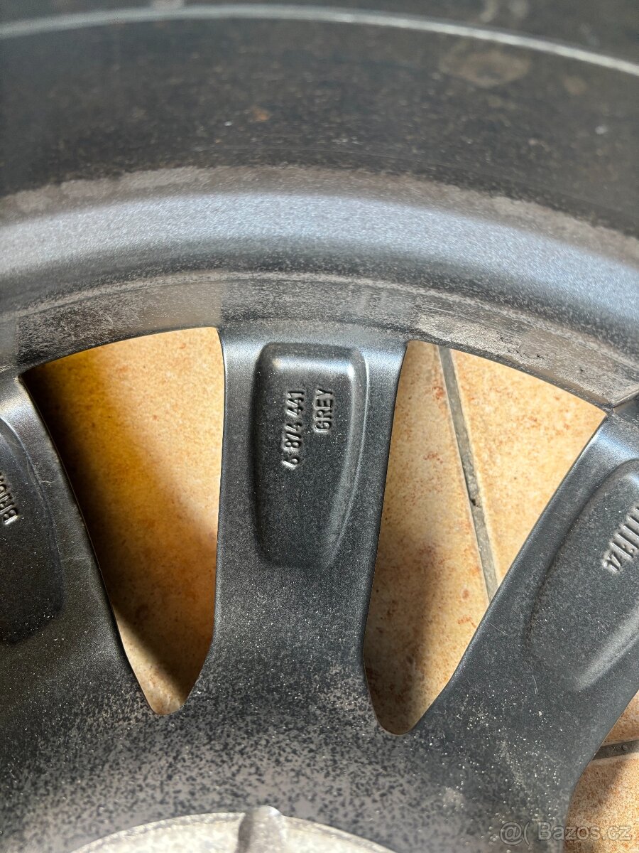 Zimní sada kol Originál BMW 245/45 R18 100V - 11