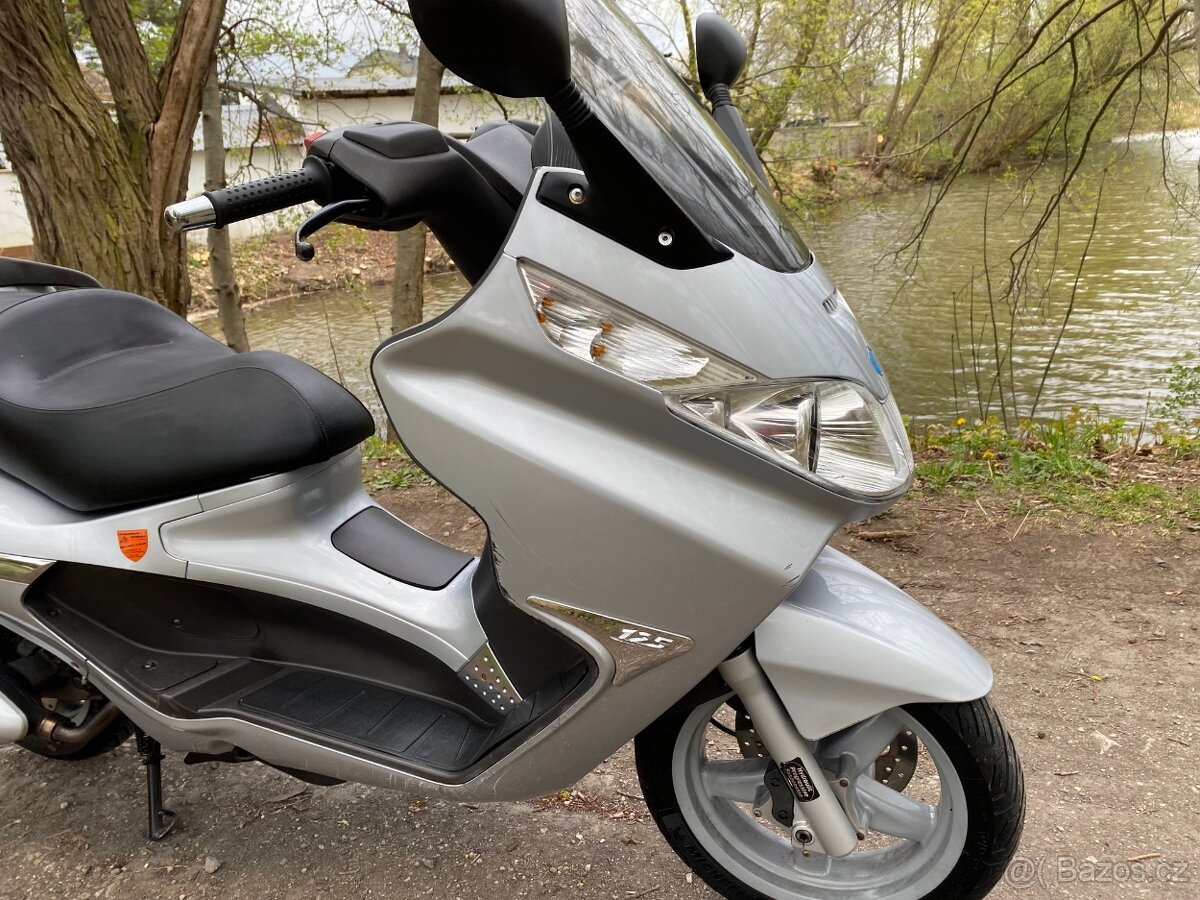 Piaggio X8 125 - 11