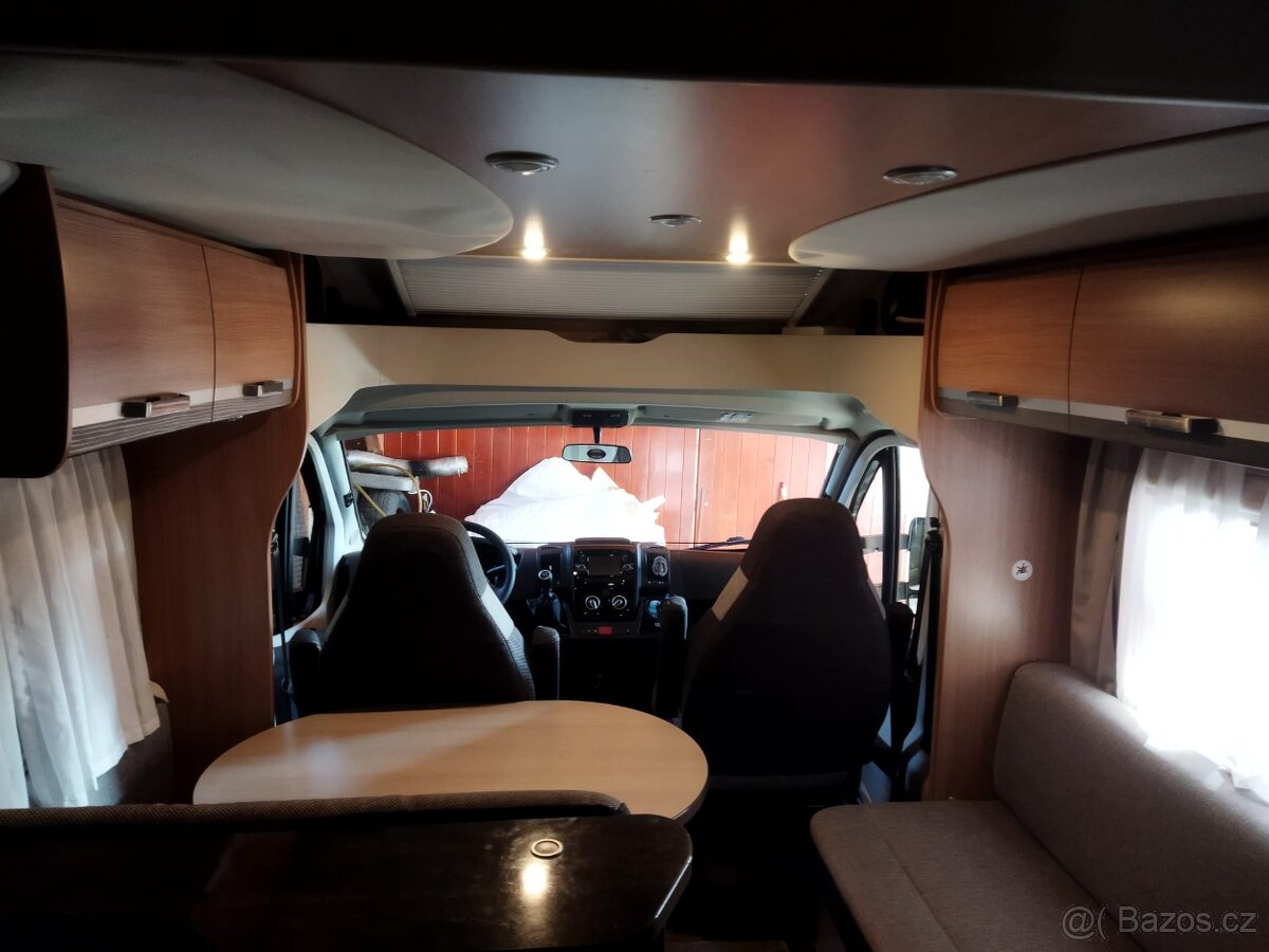 Obytný Automobil - 11
