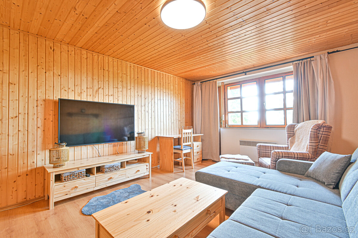 Prodej chaty + stavební pozemek - 11