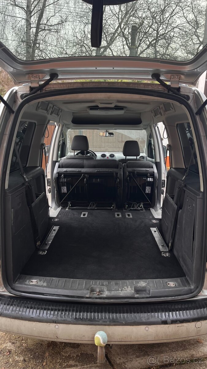 Volkswagen Caddy Maxi 2.0 TDI - 2013 - DSG - 11