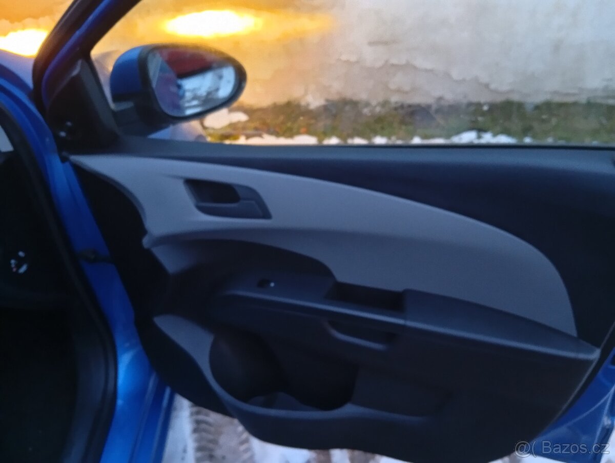 Chevrolet aveo T300 rok 2012 - 11