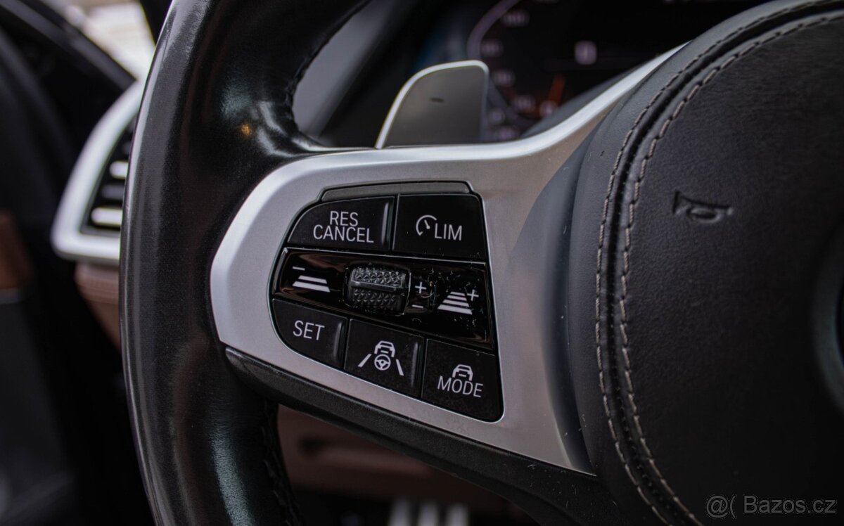 BMW X7 M50i xDrive 2019 - 11