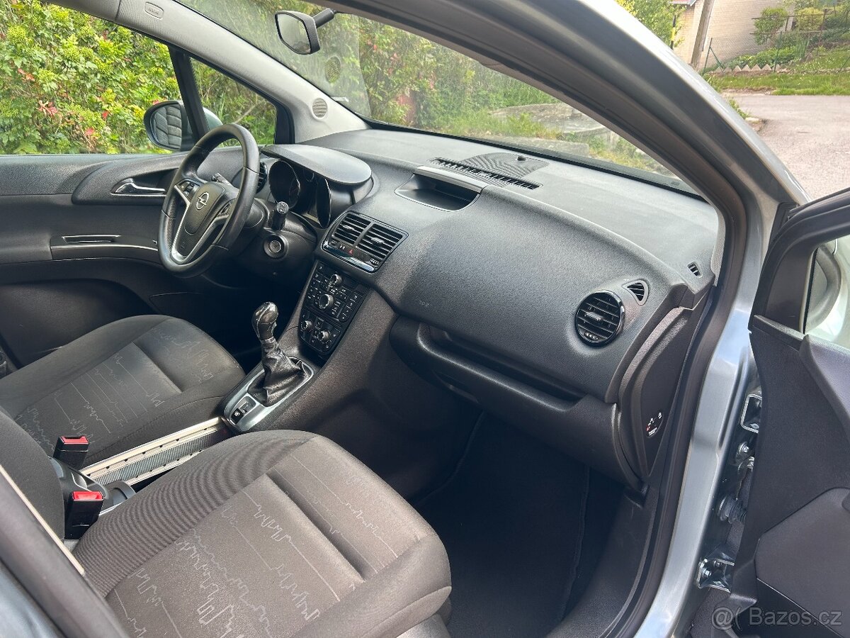 Opel Meriva 1,4i - 11