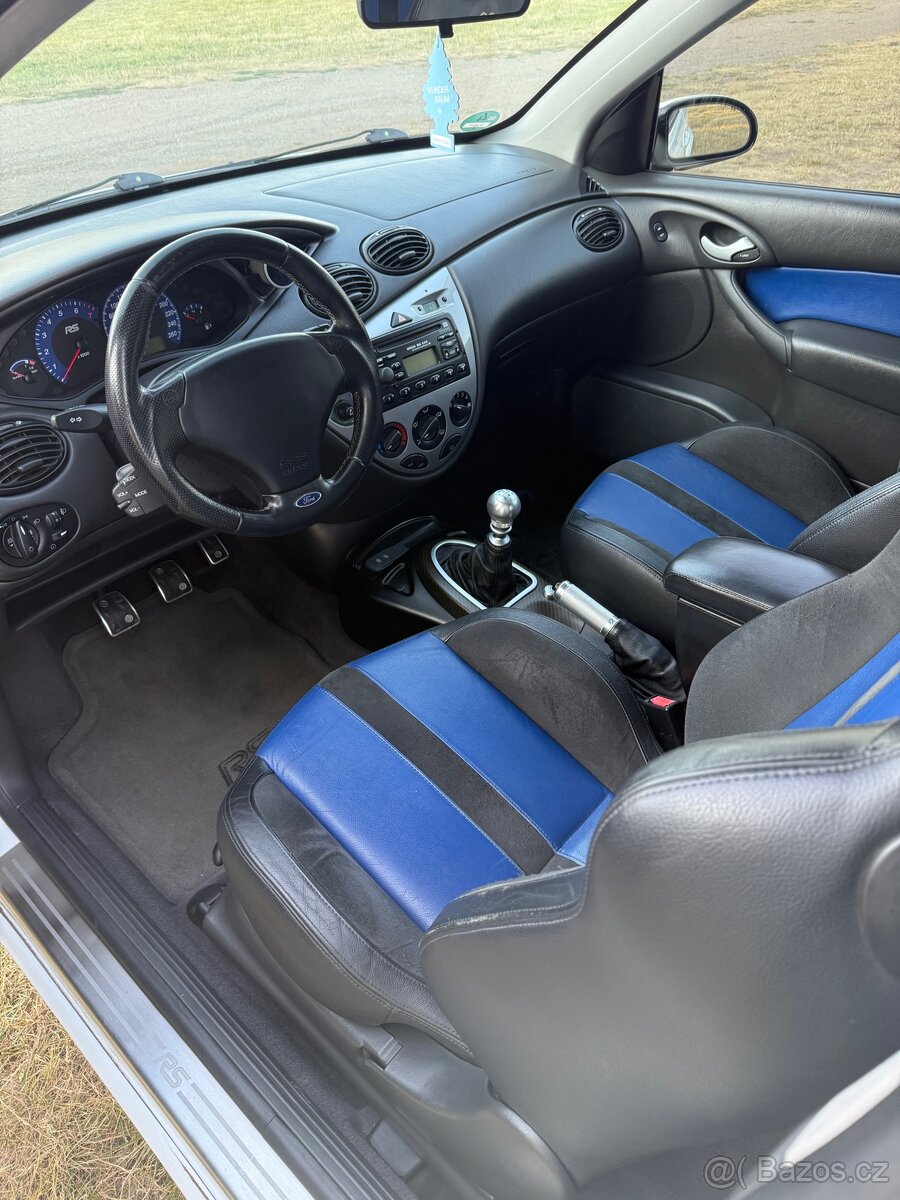 Ford Focus RS MK1 - 11