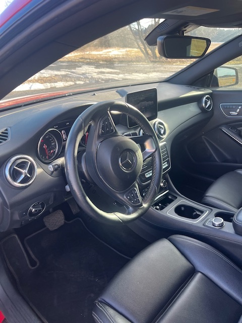 MERCEDES BENZ CLA 250 ROK 2018 - 11