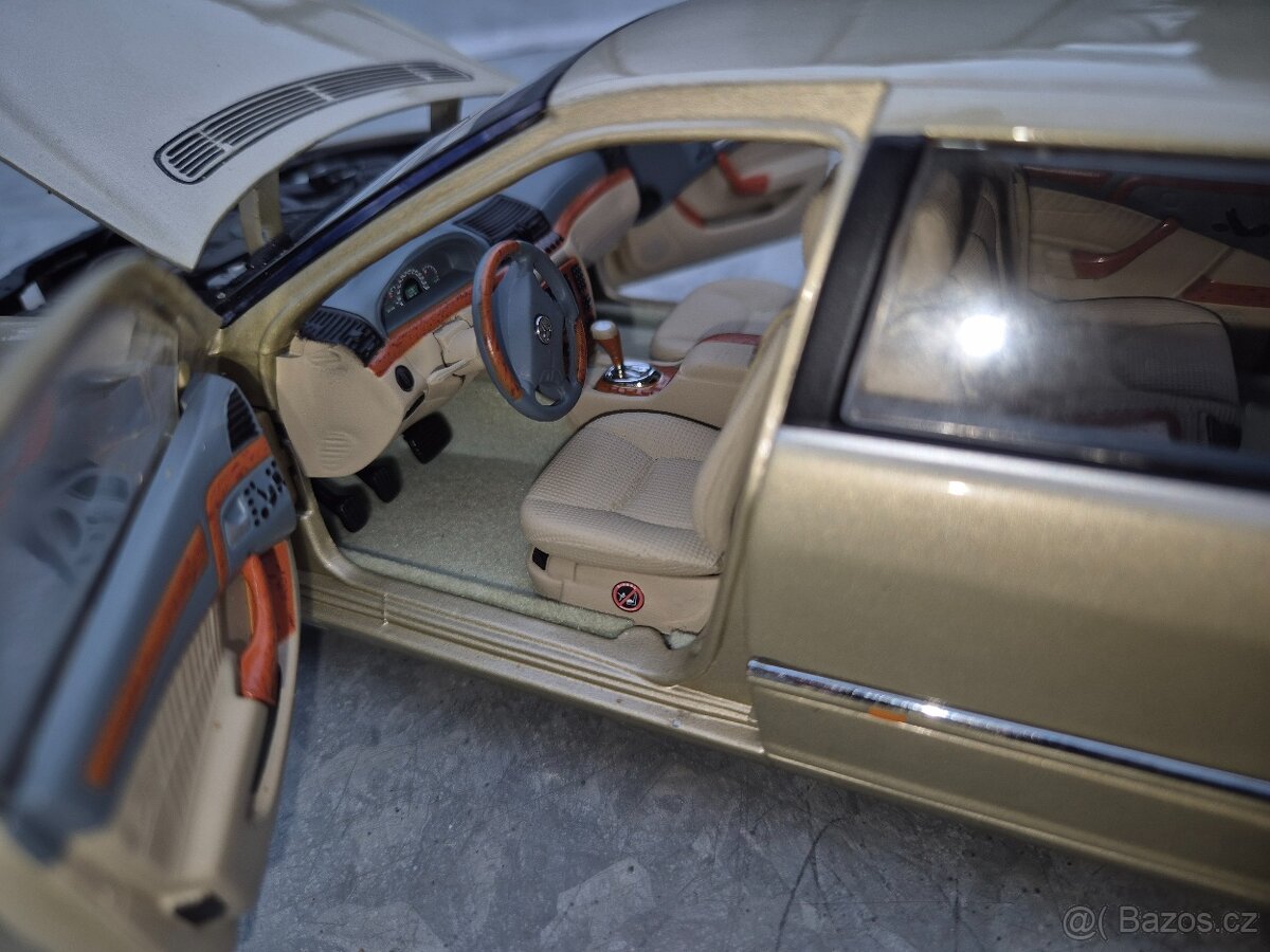 Prodám model 1:18 Mercedes benz S600 w220 pullman - 11