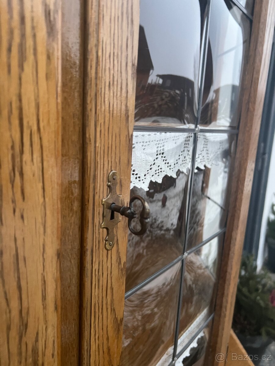 Rustikální vitrína - AKCE doprava - 11