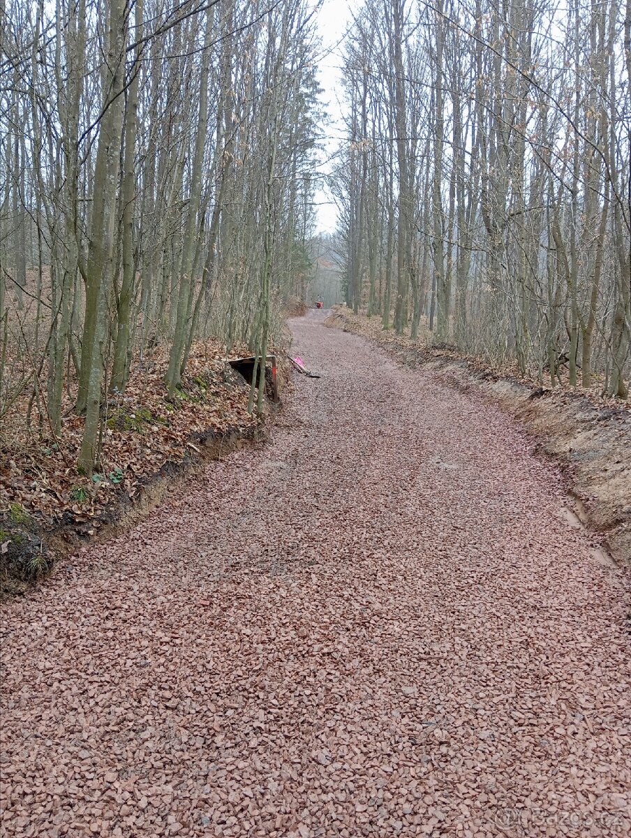Příprava příjezdové cesty - 11