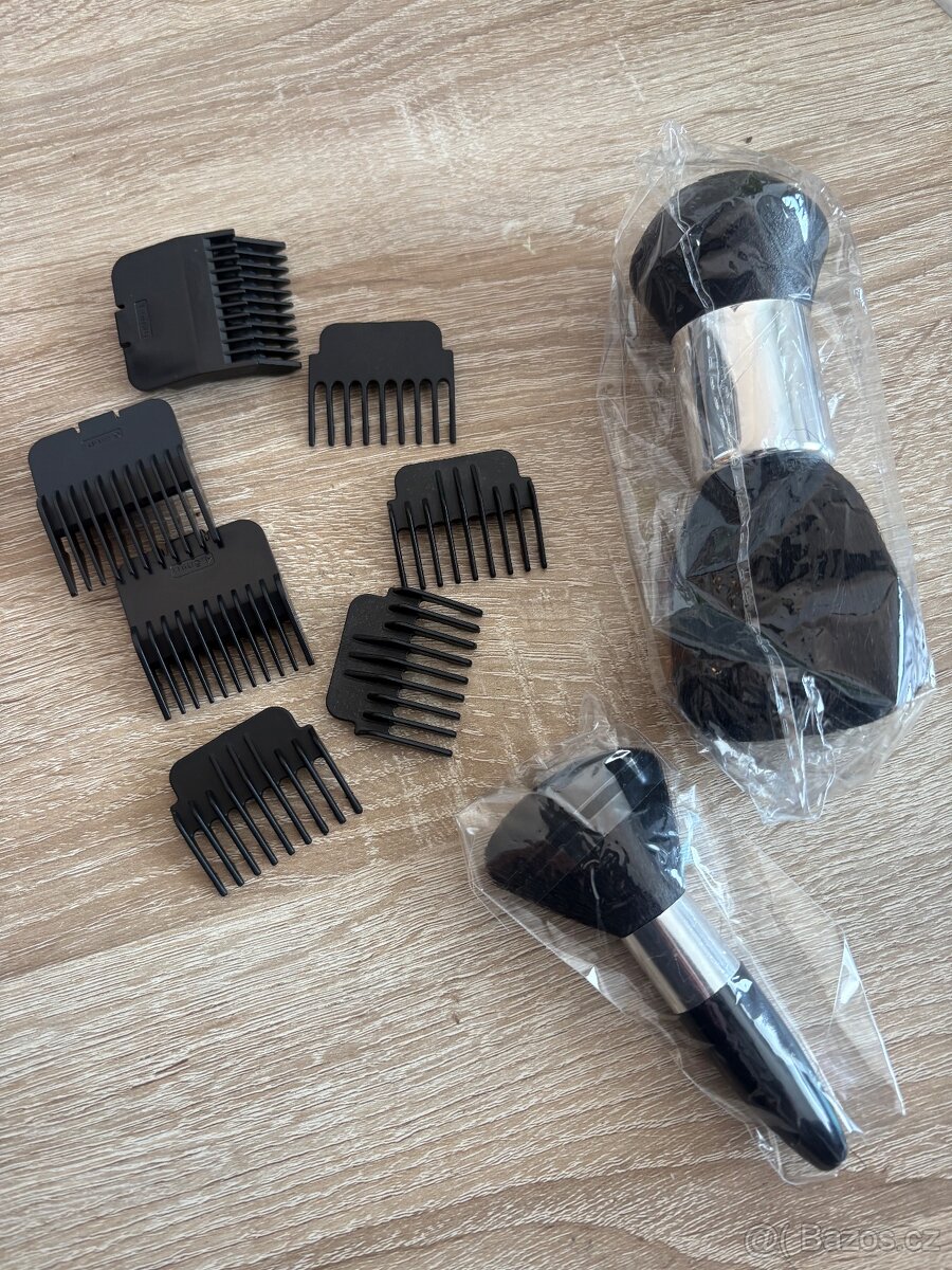 Kadeřnické náčiní - 11