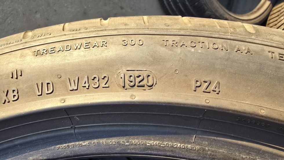 Letní pneu 245/40/18 Pirelli - 11