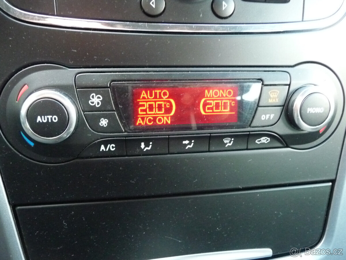 Ford Mondeo 2.0TDCi 103kw Titanium 1.majitel servis. knížka - 11