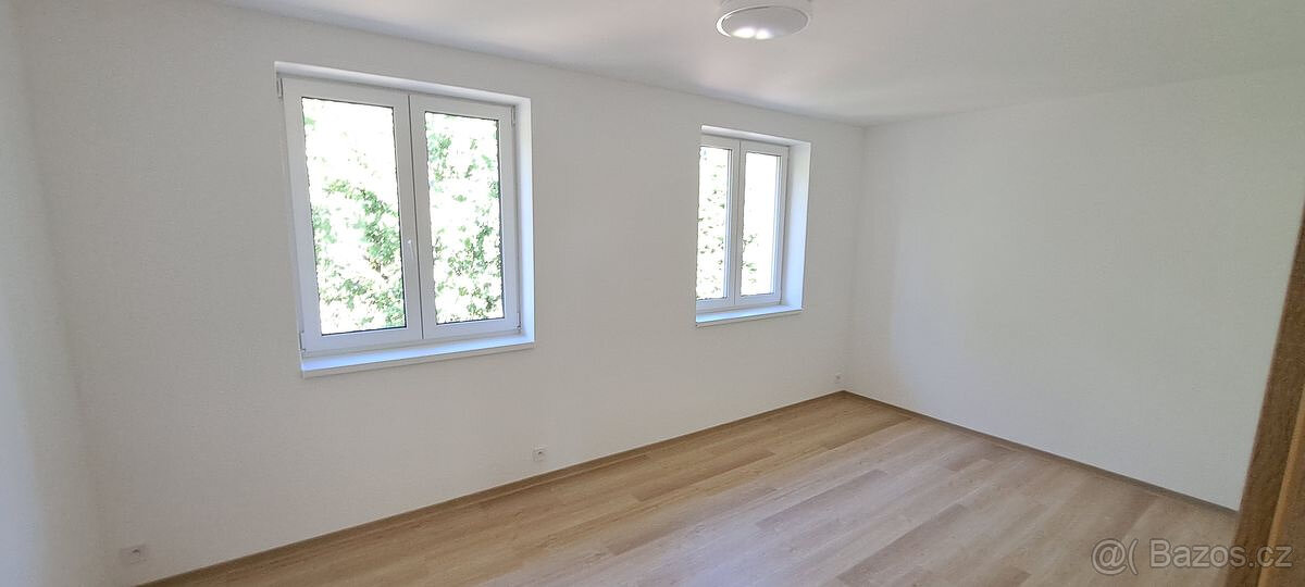 Pronajmeme nový rodinný dům okr. Ústí nad Labem - Stradov - 11