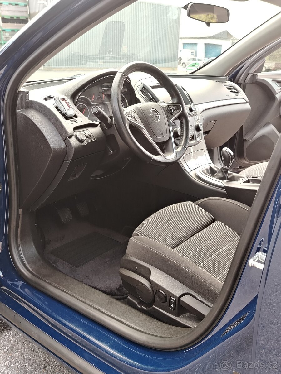 Opel Insignia 2016 / 2.0 Diesel / Facelift - 11