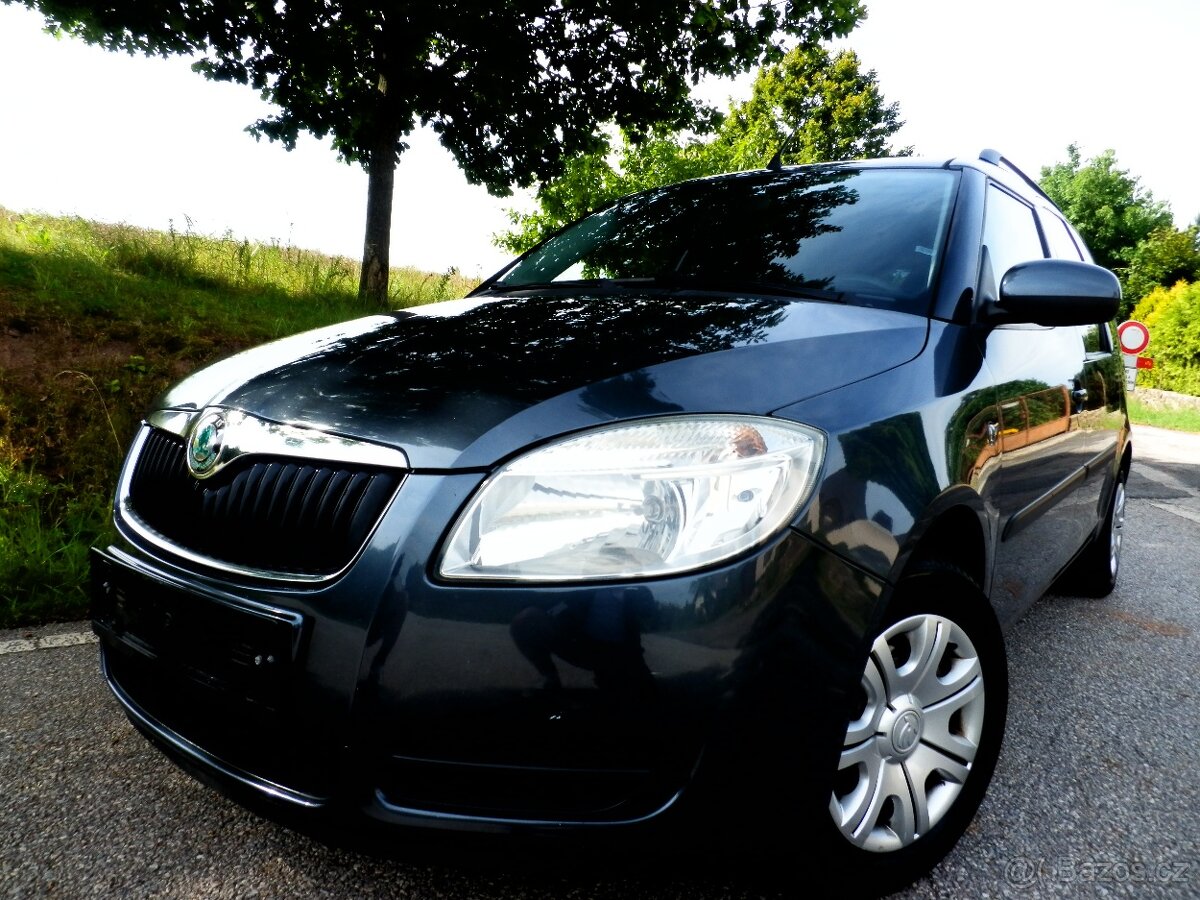 ŠKODA ROOMSTER 1,4 63 KW 16 V TOP STAV - 11