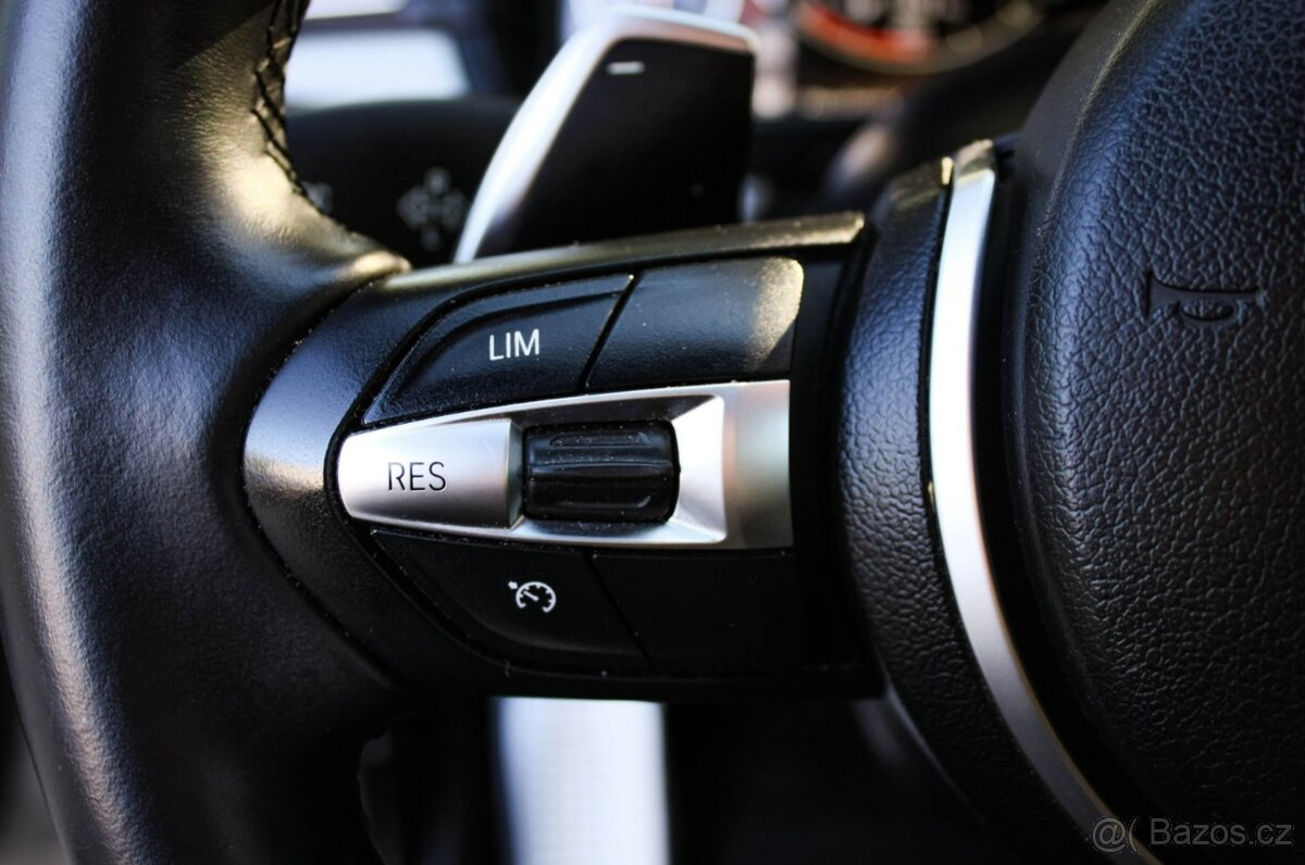 BMW Rad 5 Touring 530d xDrive - 11