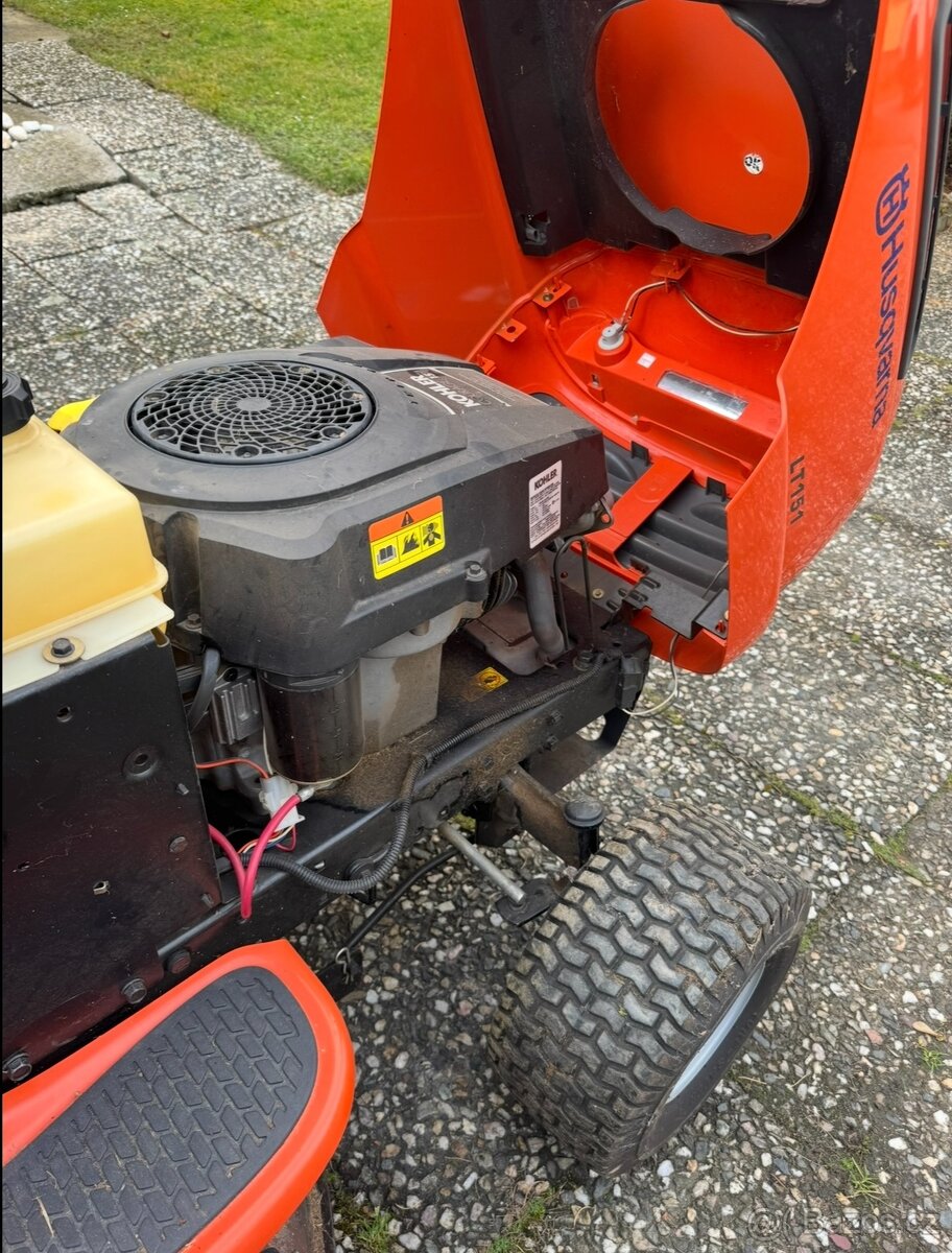 Zahradní traktor Husqvarna Lt 151 - 11