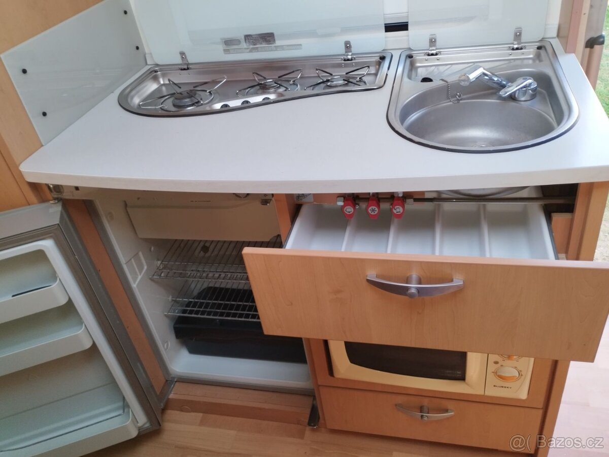 KNAUS 550FSK pro 6. Pevné palandy. 100km/h. STAN - 11