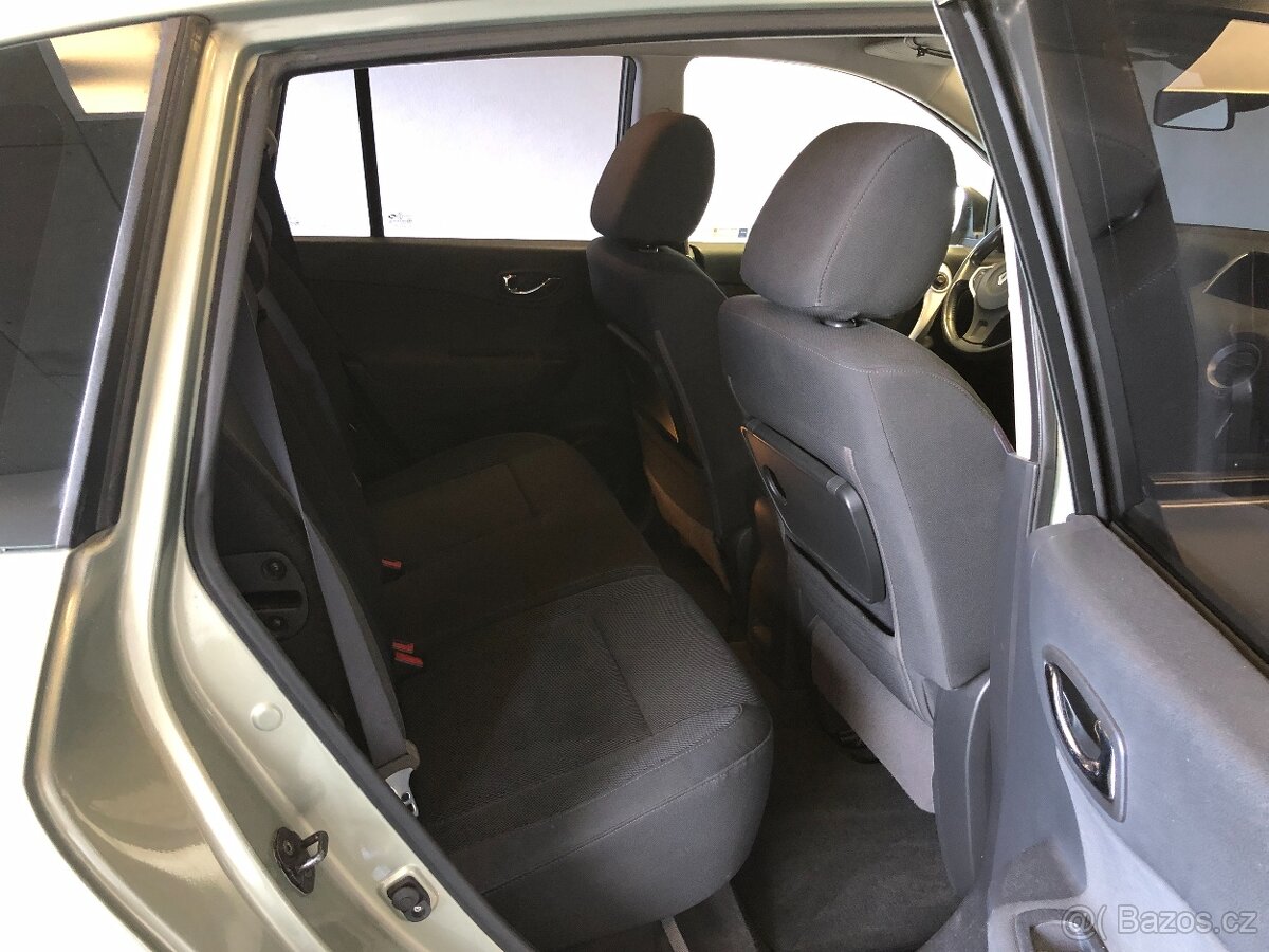 RENAULT KOLEOS 4x4 2,0 dCi - 11