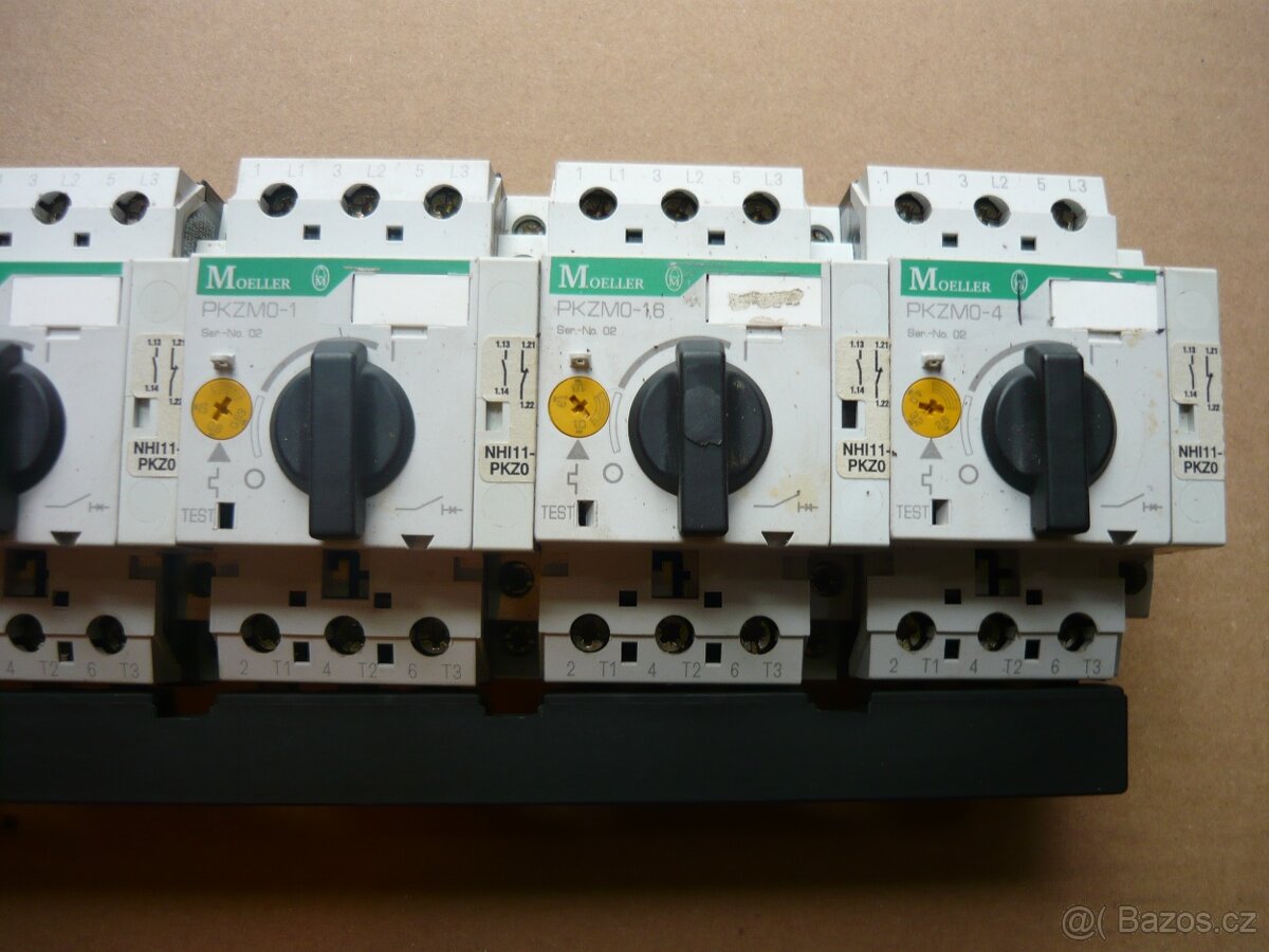 Motorový spouštěč PKZM0 MOELLER - 11