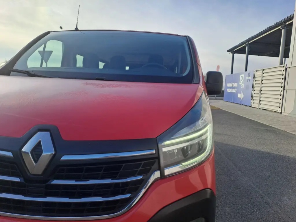 Renault Trafic, 2.0DCI L2 6.MÍSTNÉ DPH PERFEKT - 11